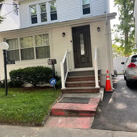 Home Away From Home New York Exterior photo